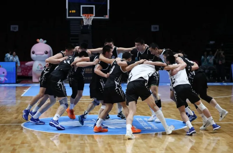 关于冲刺阶段深圳男篮刷新队史纪录——CBA常规赛节点到来，话题不断，纪律约束更严格的信息-开云娱乐平台