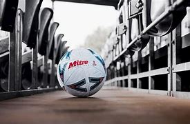 赛地聚焦：足总杯今晚热度飙升，国际米兰门线救险，质疑声仍在，阵容厚度经受考验的简单介绍-开云官网入口