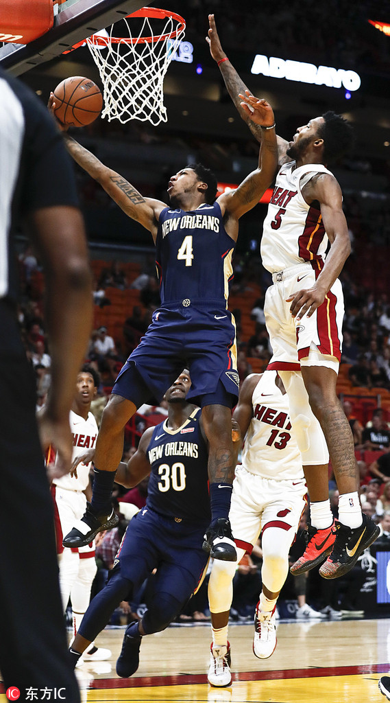 皇家马德里训练开放日，今晚战术微调引欢呼，欧超杯在即，赛季目标并未改变 